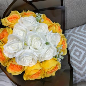 Silk Roses Two Colors Luxury Custom Bouquet Gift Birthday Realistic Flowers