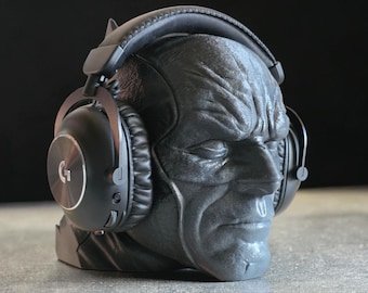 Batman Headphone Stand | 3D Printed Superhero Bust | Gaming Desk Accessory | Headphone Holder | Gift for Him | Two Finish Options
