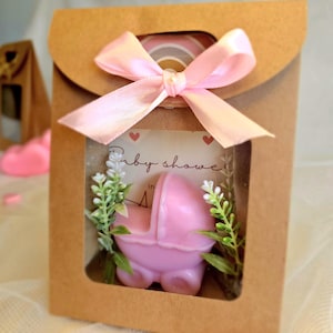Babypartyeinladung mal anders - Große Wachs schmelzen und personalisierte A6 Karte in einer Geschenkbox. Hergestellt auf Ihre personalisierte Bestellung