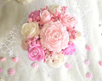 Personalisierte Mini Candle Flower Box - 100% Sojawachs, weiße und rosa Kerze und Wachsschmelzmischung. Blumen Kerzengesteck