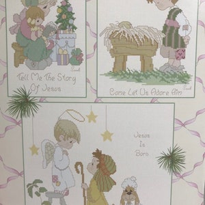 Christmas Favorites Precious Moments PM77 Cross Stitch Book Out Of Print