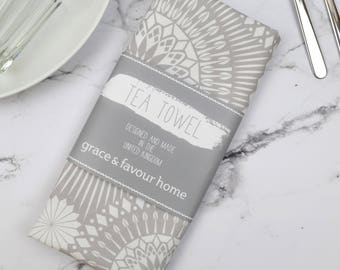 Torchon géométrique, tissu gris nickel, fabriqué au Royaume-Uni