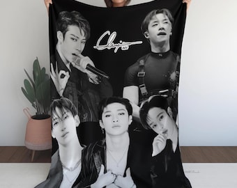 Stray Kids Bangchan Blanket: Kpop Fan Plush Throw
