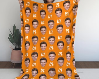 Lando Norris F1 Blanket -Cozy Sherpa & Velveteen Throw,Plush Racing Gift, Warm Winter Decor,Custom Christmas or Birthday Present for F1 Fans