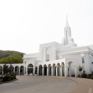 Bountiful Utah Temple Wall Art – Brilliant White LDS Temple Photo | Minimalist Religious Print | Modern Spiritual Home Decor