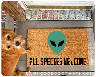 Halloween Aliens UFO Xenomorph All species Welcome™ Gothic Home decor doormat Area 51 aliens are among us I want to believe new house gift