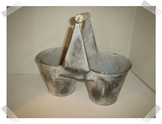 Two Bucket Caddy with Handle