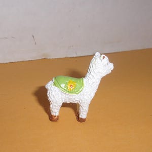 Miniature Animals / 5 Choices* / Mini/Craft Supplies*