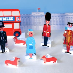 Platinum Jubilee paper figures, Queen Elizabeth and Buckingham Palace. Souvenir London bus and taxi printables PDF templates play set