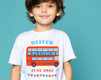 Platin Jubiläum Personalisiertes Kinder T-Shirt, Kinder T-Shirt Queen es Jubilee, feiern rot London Bus Jubiläum Straßenparty Souvenir Geschenk Tee