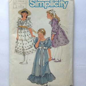 Pattern for Girls&#39; Easy-To-Sew Dress in Three Lengths by Simplicity 6711