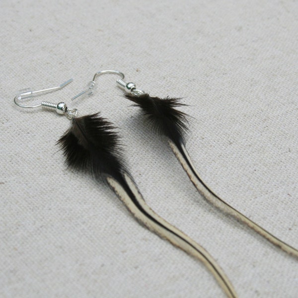 Grizzlis noir et blancs coq plumes pendantes-boucles d’oreilles stripted noir et blanc selle hackle boucles d’oreille plume