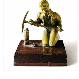 Unique Antique Statue Miner Coal Gold Metal Bronze Sculpture with miner lamp on Wooden Base Decor