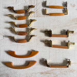 Mixed Vintage Reclaimed Hardware Lot - Vintage Furniture Replacement Pulls and Handles