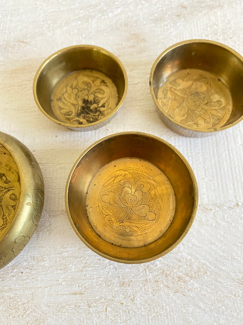 Brass Set of 4 Stacking Shallow Cup Bowls Made in China Etched Brass Graduated Nesting Plates