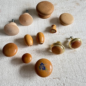 Mixed Vintage Reclaimed Hardware Lot - Vintage Furniture Replacement Knobs, Pulls, Handles