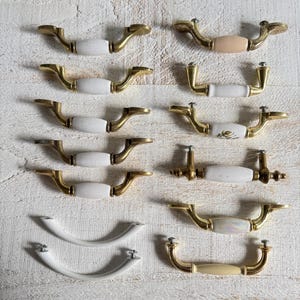 Mixed Vintage Reclaimed Hardware Lot - Vintage Furniture Replacement Pulls and Handles