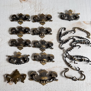 Mixed Vintage Reclaimed Hardware Lot - Vintage Furniture Replacement Pulls and Handles