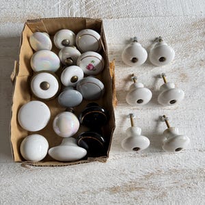 Mixed Vintage Reclaimed Hardware Lot - Vintage Furniture Replacement Knobs, Pulls, Handles