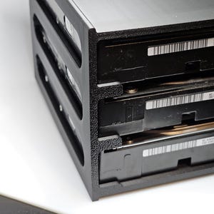 3.5&#39;&#39; HDD Hard Drive Tower
