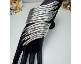 Zara Statement Silver Wing Cuff Bracelet Hinged Alligator Texture NWOT Maxi