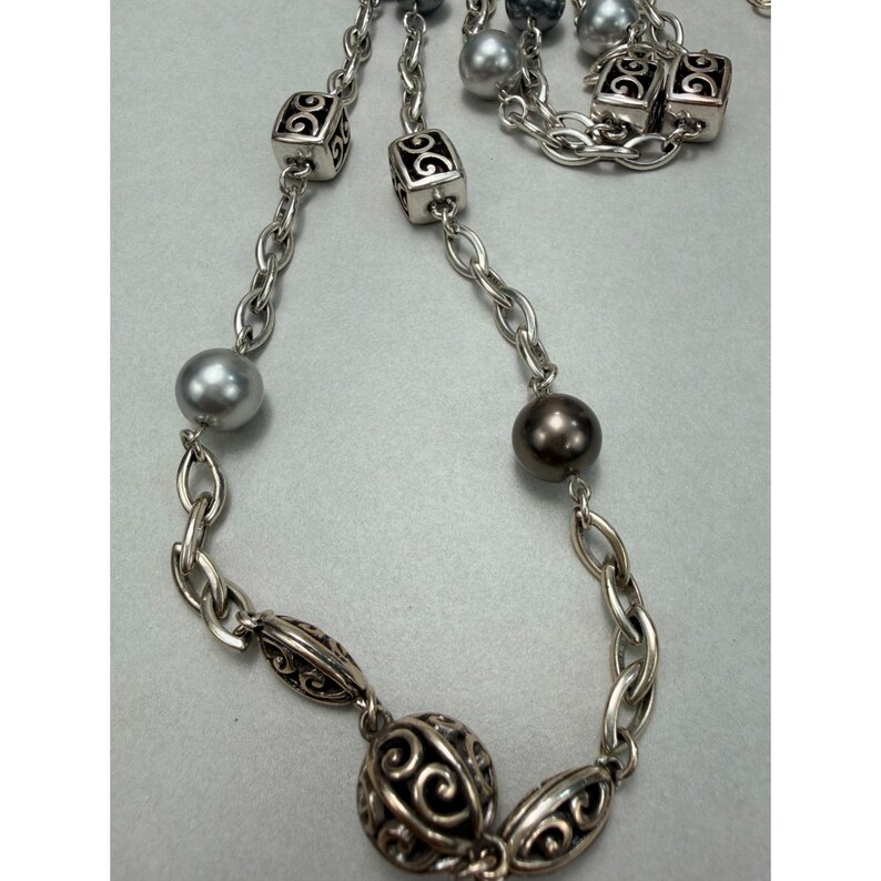 Brighton Silver Plated Faux Pearl Station Necklace Scroll Bead Chain Elegant zdjęcie 8