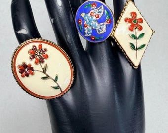 Vintage And Modern Ring Bundle Lot Statement Rings Colorful Floral Rhinestone Unique Jewelry Set