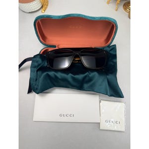 Gucci Black Sunglasses with Navy Case and Pouch Gucci UNISEX - Sunglasses - black/grey/black - Zalando.ie main image 4