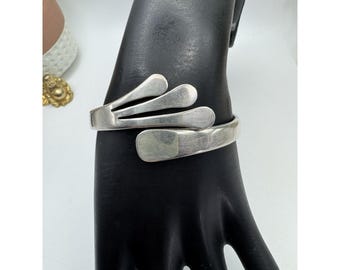 Vintage Bracelet Taxco Mexico Sterling Cuff Modernist Hinged Wide Streaks IN-02