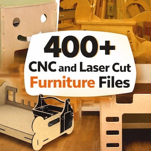 Op de afbeelding: Verschillende houten meubels, waaronder een opstapje, een bedframe en een stapelbed, worden getoond. De afbeelding bevat de tekst "400+ CNC and Laser Cut Furniture Files". De meubels zijn gemaakt van lichtgekleurd hout.