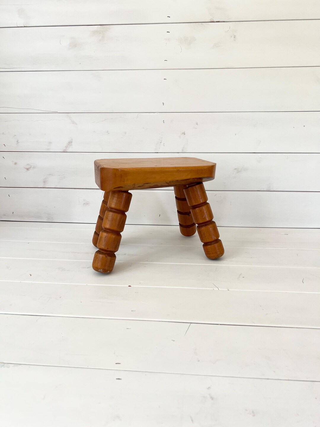 スウェーデン製　スツール　パイン材　ヴィンテージ ヴィンテージスウェーデン製パイン材スツール - Etsy 椅子 パイン材