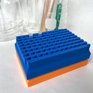Stackable 96-Well PCR Tube Rack: Lab Sample Storage