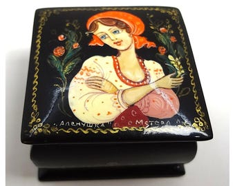 Caja de baratijas de laca rusa pintada a mano, decoración estilo Alenushka Palekh