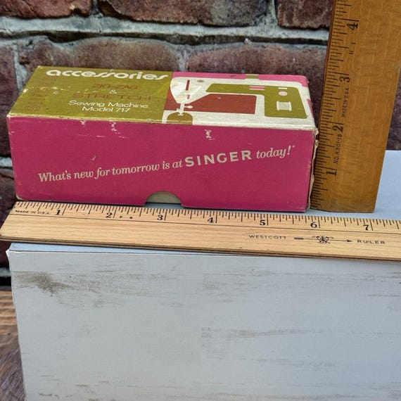 Vintage Singer 717 Accessories Parts for Zig-zag & Stretch Machine