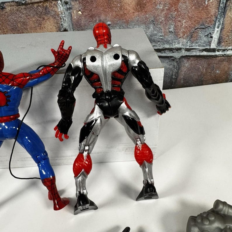 1990's Toy Biz Spider-Man Animated Action Figure Lot of 3 Web Racer Sea Diver image 8