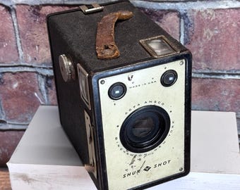 カメラ アンティーク ヴィンテージボックスカメラ：1950年代の写真ディスプレイモデル