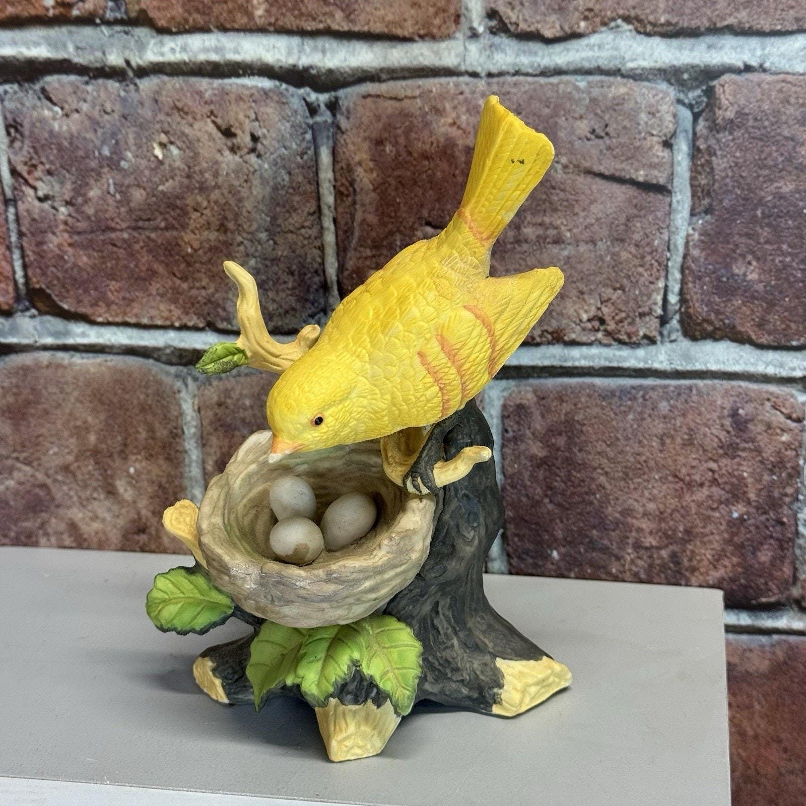 Vtg Gold Finch Bird Figurine Jonathan Byron Bisque Porcelain