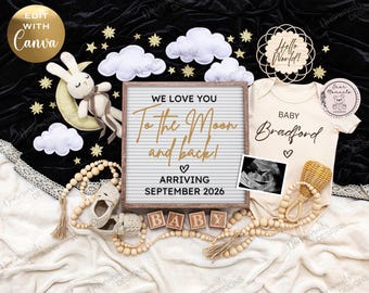 Peut inclure: Annonce de naissance aux couleurs neutres. L'ensemble comprend un tableau de lettres avec le texte "We love you to the moon and back!" et "Arriving September 2026". Un body avec le nom "Baby Bradford" est également présent, ainsi qu'une échographie.