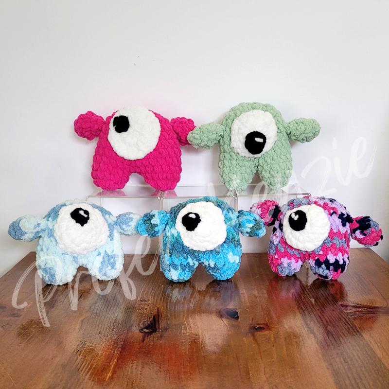Monster Plushie • Handmade Crochet Plush Toy • Soft Blanket Yarn • Baby Gift Toddler Toy • Ready to Ship Gift - Thumbnail 3