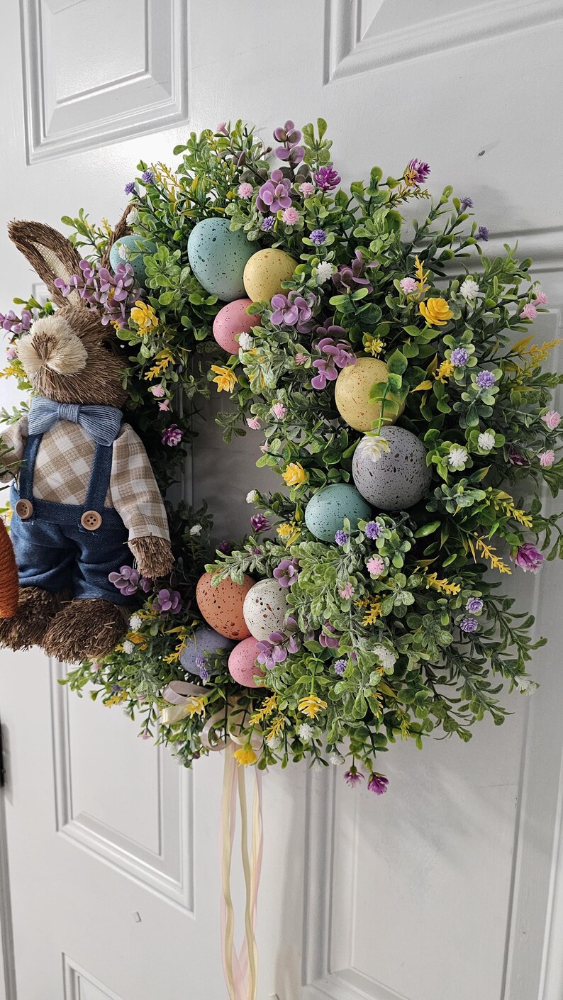 Boxwood Bunny Wreath main image 0