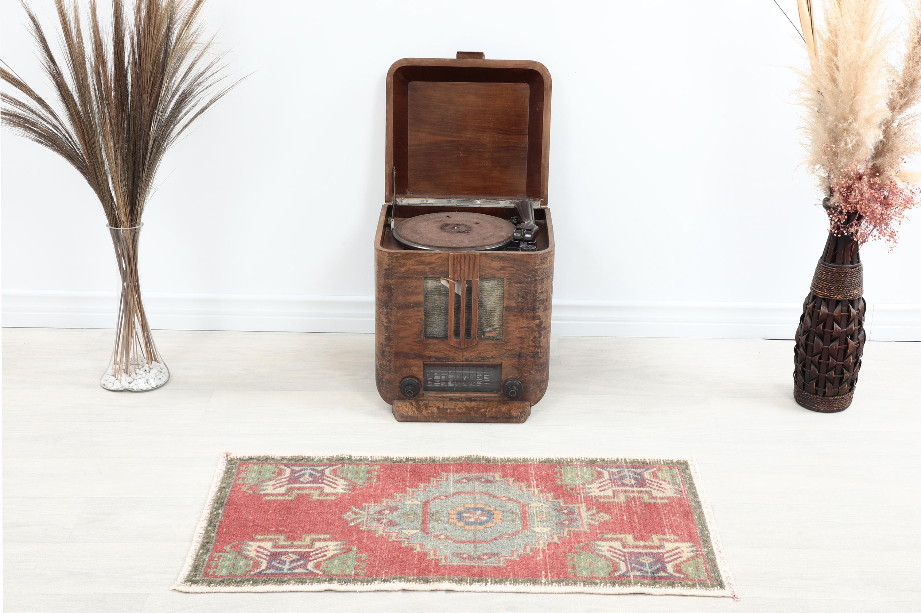 レッド　スモールラグ　ヴィンテージラグ　トルコラグ 2x3 レッドグレー ヴィンテージ スモールラグ、2x3 ハンドメイド