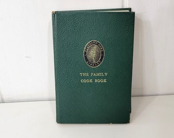 The Family Cook Book by Gertrude Wilkinson Standard Home Library