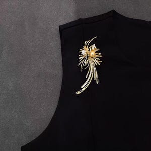 Elegant  Luxurious Firework-Inspired Brooch with Gold Plating and Mother-of-Pearl Chrysanthemum - Wedding Gift- Brooch Women, Bride Gift!