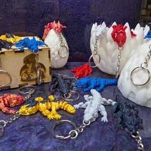 3D Printed Dragon Keychains | Articulated Dragon Keychains | Fantasy Gifts for Dragon Lovers | Cute Flexible Keychain | Backpack Accessories