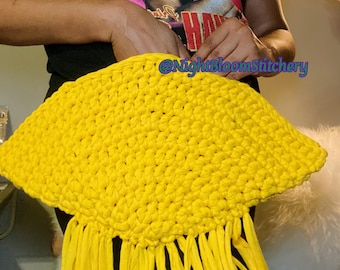 Handmade Crochet Fan Bag Tshirt Yarn Clutch