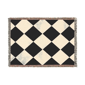 Cozy Woven Blanket, Black and White Diamond Pattern Throw, Boho Blanket, Elegant Couch Cover, Perfect for Gifting, Harlequin Pattern