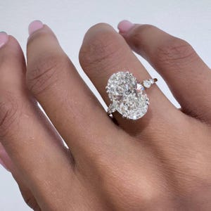 4 Carat Oval Diamond Engagement Ring, 4 Carat Diamond Ring, Oval Diamond Ring, Oval Engagement Ring, Pave Engagement Ring, Uniqe Oval Ring