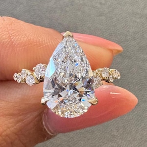 2 Carat Three Stone Diamond Engagement Ring,Three Stone Pear Engagement Ring, Pear Shape Diamond Ring,Engagement Ring, Unique Pear Diamond