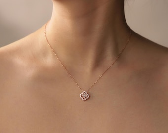 14K Gold Diamond Necklace with Four-Leaf Clover Floral Design,Rose Gold Moissanite Pendant, Bridesmaid Gift, Bridal Jewelry, Christmas Gift