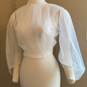 Wedding dress topper - soft tulle bridal topper - bracelet sleeves - bridal separates